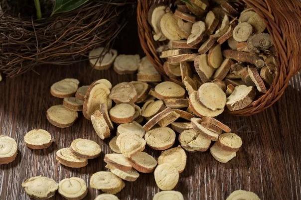 甘草對人體有什么好處 甘草對肝臟有損傷嗎 甘草對人體有什么好處 甘草對肝臟有損傷嗎