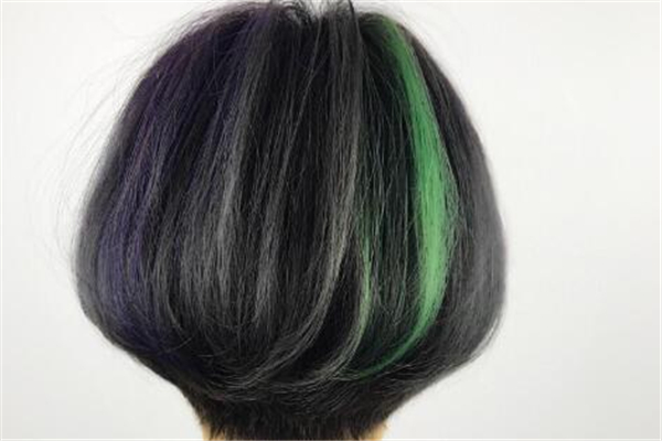 染發(fā)會(huì)引起脫發(fā)嗎 染發(fā)后掉頭發(fā)特別嚴(yán)重怎么辦 染發(fā)會(huì)引起脫發(fā)嗎 染發(fā)后掉頭發(fā)特別嚴(yán)重怎么辦