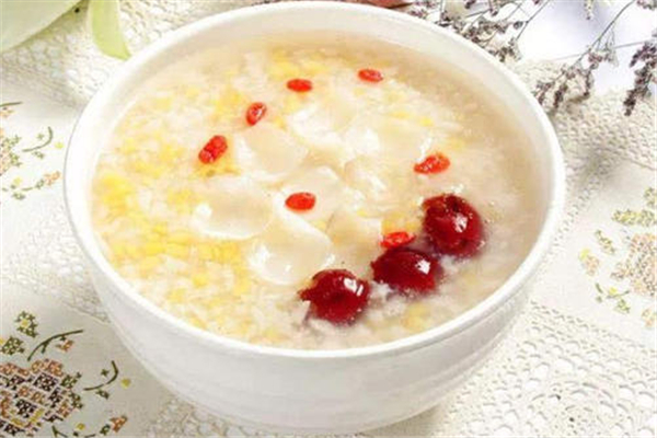 糯米可以和綠豆一起煮嗎 糯米與什么食物搭配好 糯米可以和綠豆一起煮嗎 糯米與什么食物搭配好