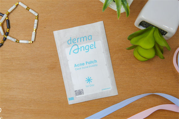 痘痘貼晚上睡覺可以用嗎 痘痘貼可以貼一晚上嗎 痘痘貼晚上睡覺可以用嗎 痘痘貼可以貼一晚上嗎