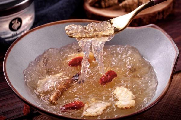 燕窩有什么營(yíng)養(yǎng)價(jià)值 燕窩有那么高的營(yíng)養(yǎng)價(jià)值嗎 燕窩有什么營(yíng)養(yǎng)價(jià)值 燕窩有那么高的營(yíng)養(yǎng)價(jià)值嗎