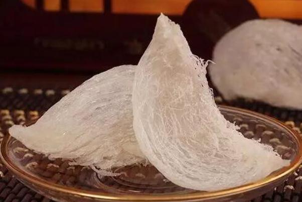 燕窩的功效與作用及營(yíng)養(yǎng) 吃燕窩的好處 燕窩的功效與作用及營(yíng)養(yǎng) 吃燕窩的好處