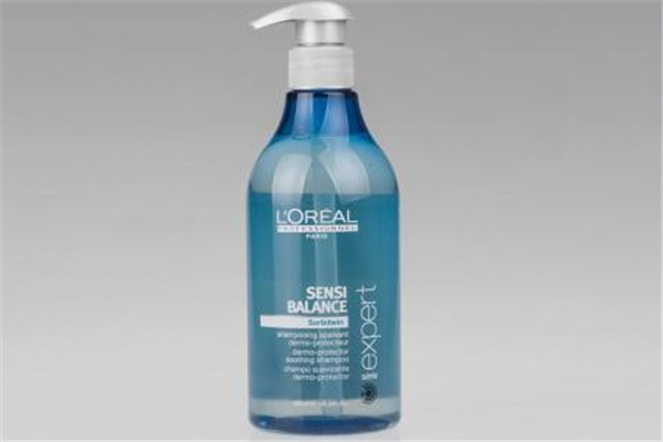 洗發(fā)水買(mǎi)滋潤(rùn)還是控油 洗發(fā)水怎么買(mǎi)適合自己的 洗發(fā)水買(mǎi)滋潤(rùn)還是控油 洗發(fā)水怎么買(mǎi)適合自己的