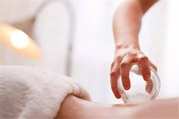 拔罐后黑紫是什么原因 拔罐后黑紫多久能消除 拔罐后黑紫是什么原因 拔罐后黑紫多久能消除