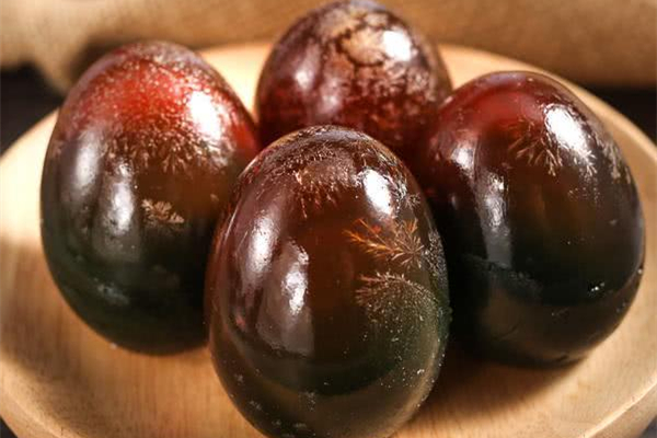 皮蛋含有鉛嗎 皮蛋對(duì)人體有沒有害 皮蛋含有鉛嗎 皮蛋對(duì)人體有沒有害