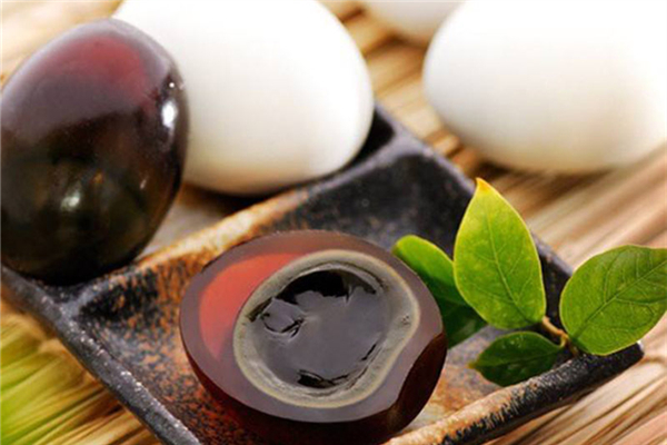 皮蛋含有鉛嗎 皮蛋對(duì)人體有沒有害 皮蛋含有鉛嗎 皮蛋對(duì)人體有沒有害