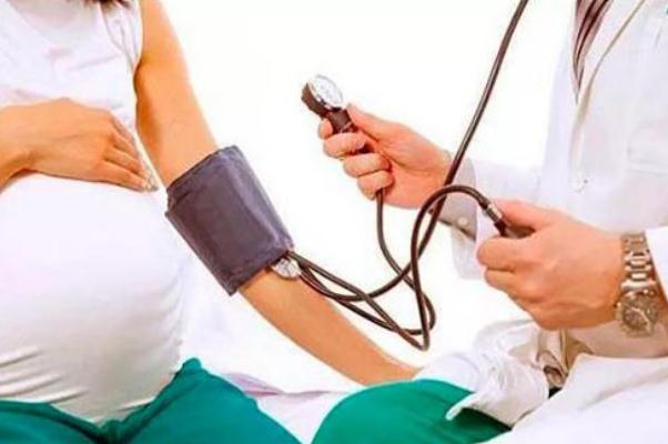孕期高血壓可以順產嗎 孕期高血壓可以吃降壓藥嗎 孕期高血壓可以順產嗎 孕期高血壓可以吃降壓藥嗎
