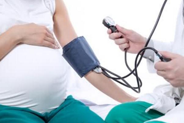 孕期高血壓的危害有哪些 孕期血壓多少正常范圍 孕期高血壓的危害有哪些 孕期血壓多少正常范圍