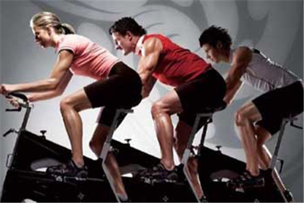 騎動感單車傷膝蓋嗎 騎動感單車注意事項(xiàng) 騎動感單車傷膝蓋嗎 騎動感單車注意事項(xiàng)