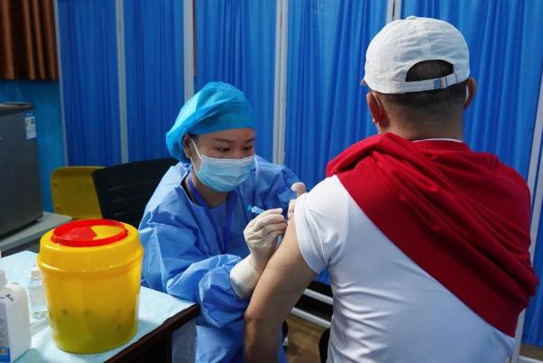 腹瀉可以打新冠疫苗嗎 腹瀉打新冠疫苗會(huì)怎么樣 腹瀉可以打新冠疫苗嗎 腹瀉打新冠疫苗會(huì)怎么樣