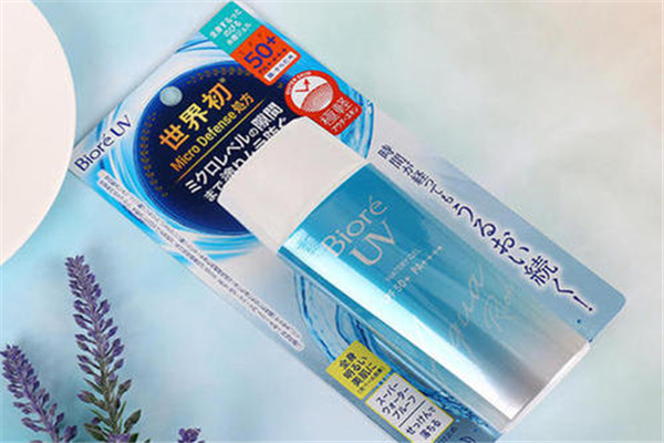 碧柔防曬霜和安耐曬金瓶哪個(gè)比較好 碧柔防曬霜怎么辨別真假 碧柔防曬霜和安耐曬金瓶哪個(gè)比較好 碧柔防曬霜怎么辨別真假