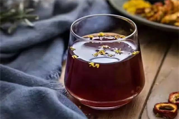 熬酸梅湯放什么材料 酸梅湯怎么熬 熬酸梅湯放什么材料 酸梅湯怎么熬