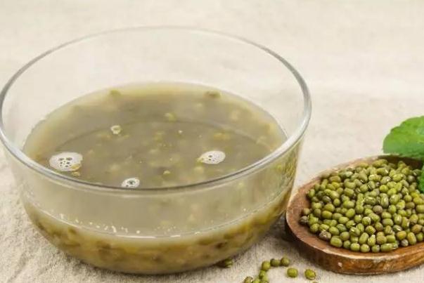 喝綠豆湯會發(fā)胖嗎 喝綠豆湯會脹氣嗎 喝綠豆湯會發(fā)胖嗎 喝綠豆湯會脹氣嗎