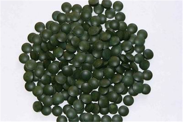 螺旋藻片降三高嗎 螺旋藻片的主治功能是什么 螺旋藻片降三高嗎 螺旋藻片的主治功能是什么