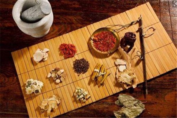 氣血不足會(huì)長黃褐斑嗎 氣血不足對皮膚有什么影響 氣血不足會(huì)長黃褐斑嗎 氣血不足對皮膚有什么影響