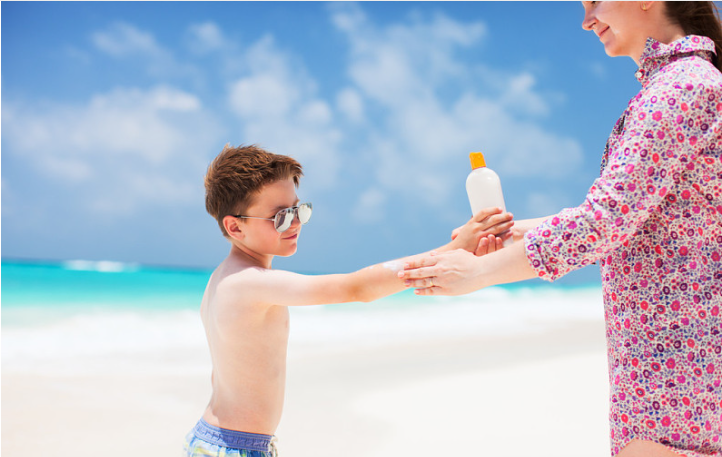 防曬噴霧變成水還能用嗎 防曬噴霧水狀好還是霧狀好 防曬噴霧變成水還能用嗎 防曬噴霧水狀好還是霧狀好