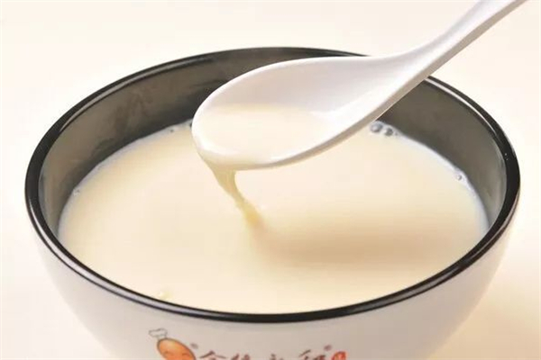 豆?jié){可以天天喝嗎 豆?jié){每天喝多少最好 豆?jié){可以天天喝嗎 豆?jié){每天喝多少最好