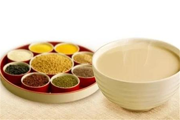 豆?jié){可以空腹喝嗎 喝豆?jié){的9大禁忌 豆?jié){可以空腹喝嗎 喝豆?jié){的9大禁忌