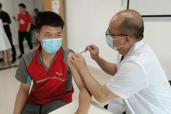 新冠疫苗兩針間隔多久 新冠疫苗第二針錯(cuò)過了怎么辦