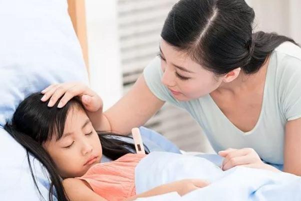 兒童感冒發(fā)燒能泡澡嗎 兒童感冒發(fā)燒能吹空調(diào)嗎 兒童感冒發(fā)燒能泡澡嗎 兒童感冒發(fā)燒能吹空調(diào)嗎