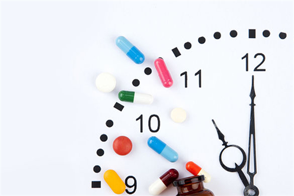 避孕藥是飯前吃還是飯后吃 避孕藥是不是空腹吃比較好 避孕藥是飯前吃還是飯后吃 避孕藥是不是空腹吃比較好