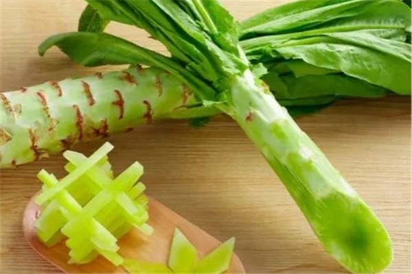 萵筍可以抗癌嗎 萵筍的營養(yǎng)價值及功效 萵筍可以抗癌嗎 萵筍的營養(yǎng)價值及功效