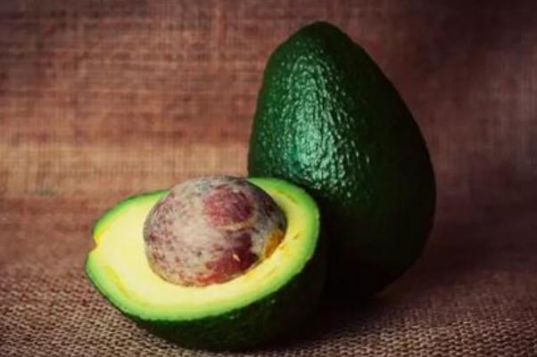 牛油果對(duì)孕婦的好處 牛油果對(duì)子宮有什么好處 牛油果對(duì)孕婦的好處 牛油果對(duì)子宮有什么好處