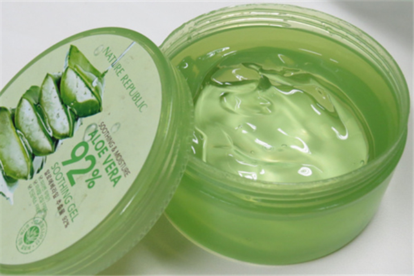 蘆薈膠買百分之99的好還是92 買蘆薈膠應該怎么選擇 蘆薈膠買百分之99的好還是92 買蘆薈膠應該怎么選擇