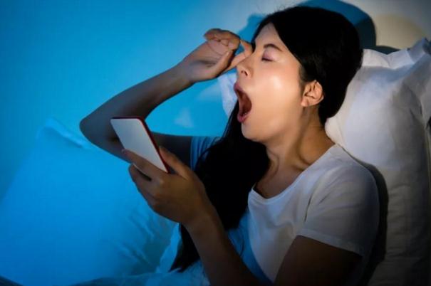 熬夜會(huì)不孕不育嗎 熬夜會(huì)長(zhǎng)斑嗎 熬夜會(huì)不孕不育嗎 熬夜會(huì)長(zhǎng)斑嗎