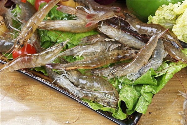 基圍蝦冷水下鍋還是熱水 基圍蝦煮多久就熟了 基圍蝦冷水下鍋還是熱水 基圍蝦煮多久就熟了