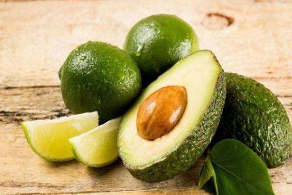 牛油果有黑點(diǎn)還能吃嗎 牛油果有黑點(diǎn)是怎么回事 牛油果有黑點(diǎn)還能吃嗎 牛油果有黑點(diǎn)是怎么回事