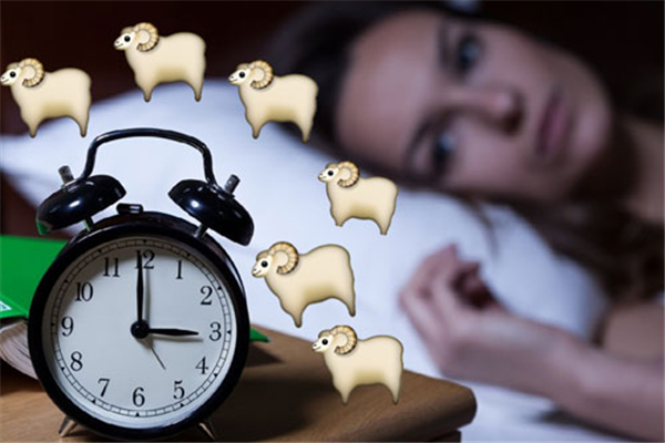 失眠喝牛奶有用嗎 失眠喝點什么可以改善睡眠 失眠喝牛奶有用嗎 失眠喝點什么可以改善睡眠