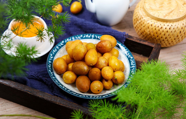 黃皮果是上火的還是下火的 黃皮果去火清熱解毒嗎 黃皮果是上火的還是下火的 黃皮果去火清熱解毒嗎