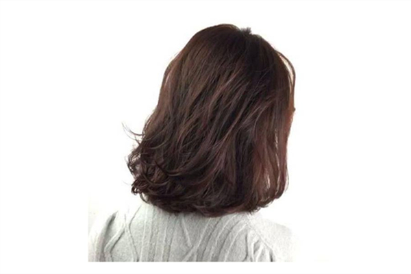 燙發(fā)會致癌嗎 燙發(fā)對頭發(fā)傷害大嗎 燙發(fā)會致癌嗎 燙發(fā)對頭發(fā)傷害大嗎