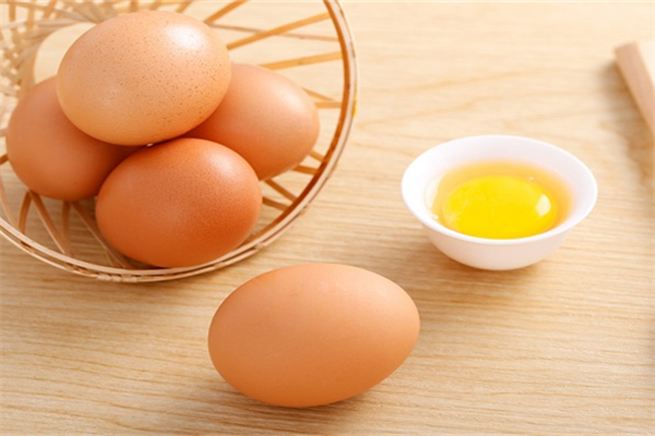 雞蛋放冰箱可以儲存多久 雞蛋放冰箱好還是常溫好 雞蛋放冰箱可以儲存多久 雞蛋放冰箱好還是常溫好
