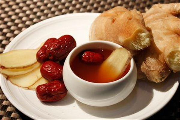 姜棗茶能去濕氣嗎 姜棗茶的功效 姜棗茶能去濕氣嗎 姜棗茶的功效