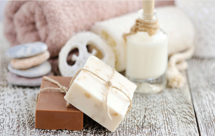 先擦身體乳還是防曬 防曬和身體乳先用哪個(gè) 先擦身體乳還是防曬 防曬和身體乳先用哪個(gè)