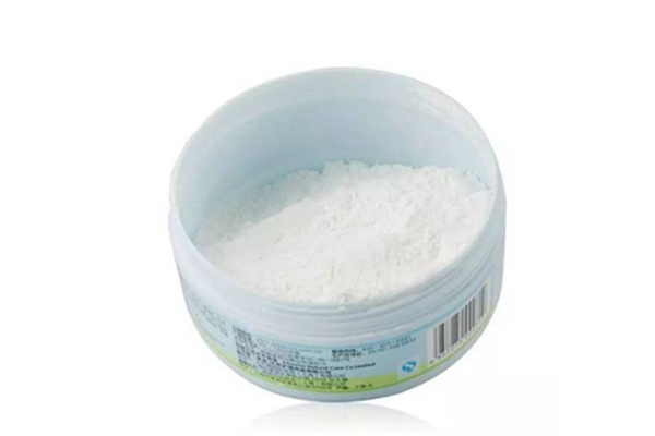 痱子粉和爽身粉有什么區(qū)別 痱子粉是爽身粉嗎 痱子粉和爽身粉有什么區(qū)別 痱子粉是爽身粉嗎