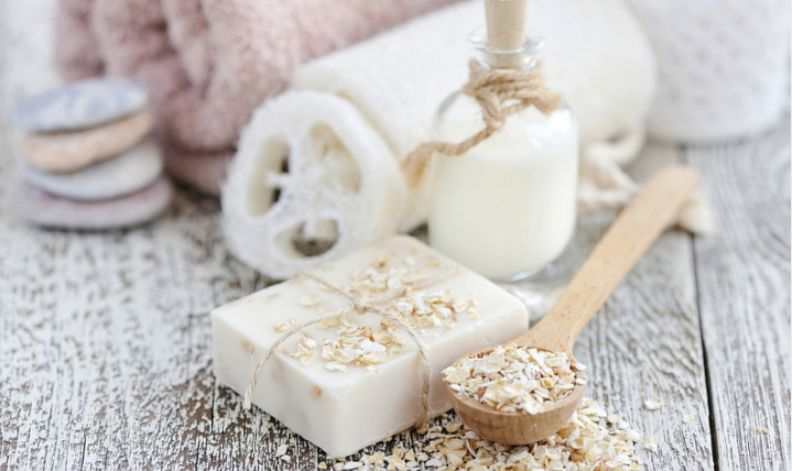 磨砂膏和身體乳的使用順序 磨砂膏和身體乳的正確使用方法 磨砂膏和身體乳的使用順序 磨砂膏和身體乳的正確使用方法