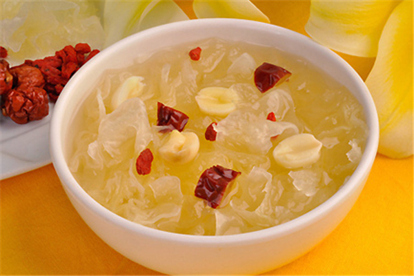 銀耳湯沒有出膠怎么辦 銀耳湯怎么煮才粘稠 銀耳湯沒有出膠怎么辦 銀耳湯怎么煮才粘稠