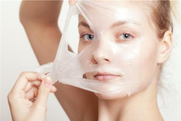 皮膚干燥怎么補(bǔ)水最快 皮膚干燥用什么牌子護(hù)膚品比較好 皮膚干燥怎么補(bǔ)水最快 皮膚干燥用什么牌子護(hù)膚品比較好