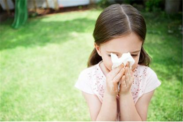 過敏性鼻炎會發(fā)展成哮喘嗎 過敏性鼻炎會引發(fā)什么疾病 過敏性鼻炎會發(fā)展成哮喘嗎 過敏性鼻炎會引發(fā)什么疾病