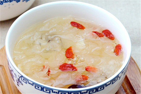 銀耳湯沒有出膠怎么辦 銀耳湯怎么煮才粘稠 銀耳湯沒有出膠怎么辦 銀耳湯怎么煮才粘稠