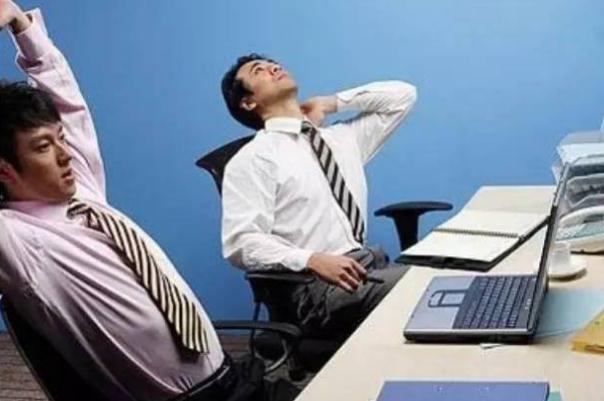 久坐會引起下肢水腫嗎 久坐會導(dǎo)致屁股變大嗎 久坐會引起下肢水腫嗎 久坐會導(dǎo)致屁股變大嗎