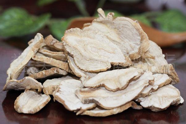 西洋參適合什么樣的人群服用 西洋參適合什么季節(jié)服用 西洋參適合什么樣的人群服用 西洋參適合什么季節(jié)服用