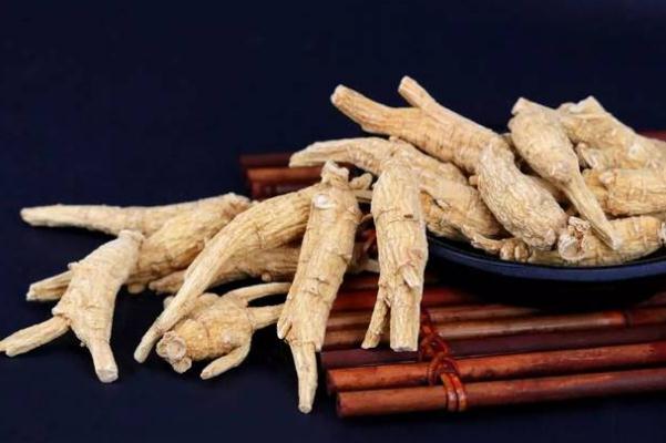 西洋參可以泡酒嗎 西洋參泡酒的功效 西洋參可以泡酒嗎 西洋參泡酒的功效