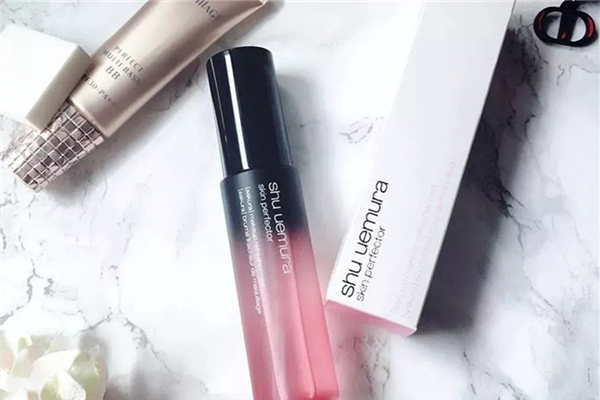 定妝噴霧和散粉可以一起用嗎 定妝噴霧和散粉的使用順序 定妝噴霧和散粉可以一起用嗎 定妝噴霧和散粉的使用順序