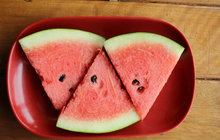 冷凍西瓜能不能吃 冷凍西瓜多久不能吃 冷凍西瓜能不能吃 冷凍西瓜多久不能吃