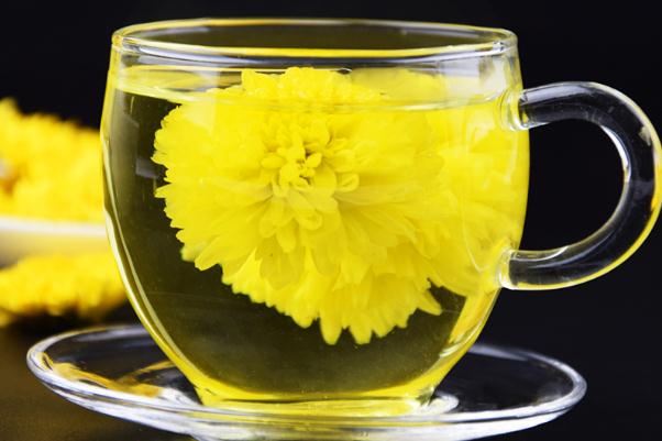 菊花茶有哪些功效與作用 菊花茶怎么泡才正確 菊花茶有哪些功效與作用 菊花茶怎么泡才正確