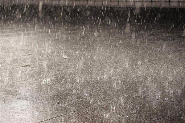 鄭州特大暴雨千年一遇 暴雨來(lái)臨前的征兆有哪些 鄭州特大暴雨千年一遇 暴雨來(lái)臨前的征兆有哪些